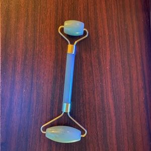 Jade De-Puffing Face roller